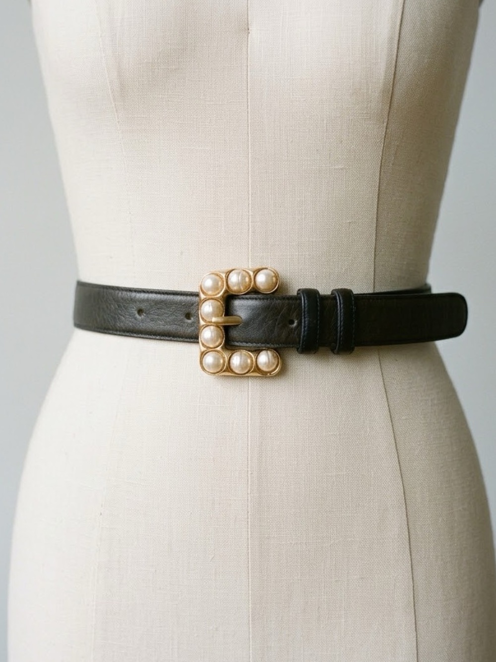 Donna Karan Vintage Gold Pearl Buckle Leather Belt Size Medium Designer 90s